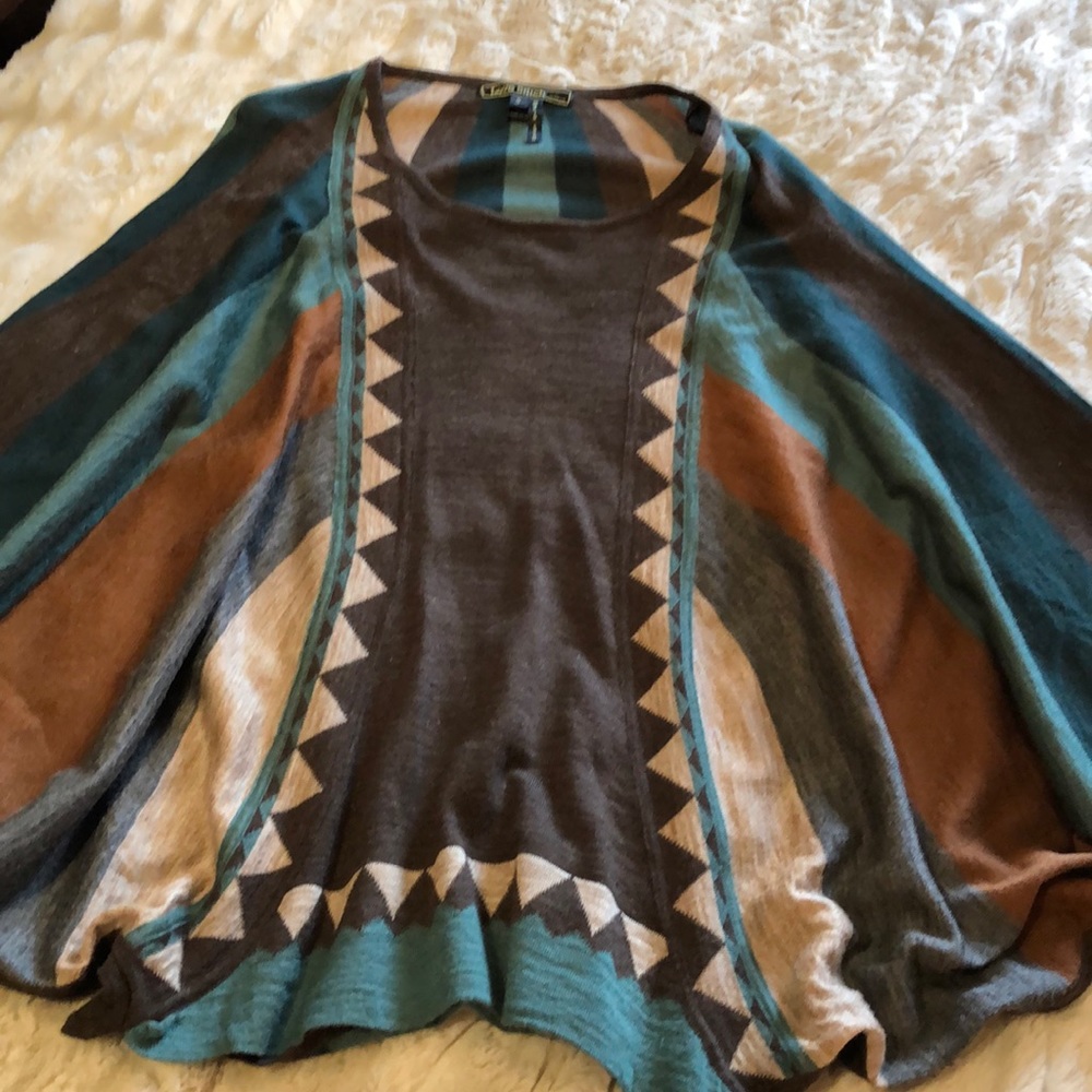 Love Stitch tribal dolman sleeve poncho